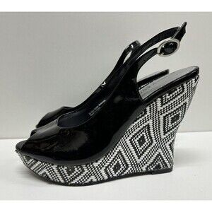 Audrey Brooke women size 8 Black and white weaved platform man made wedge sandal